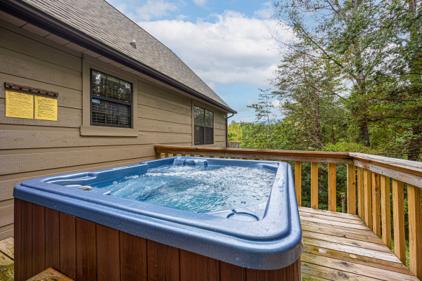 Hot tub at Cabin On The Hill, a 1 bedroom cabin rental located in Pigeon Forge