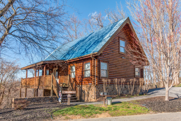The Cowboy Way, a 4 bedroom cabin rental located in Pigeon Forge