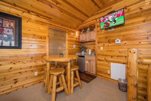 High top pub table at Gone To Therapy, a 2 bedroom cabin rental located in Gatlinburg
