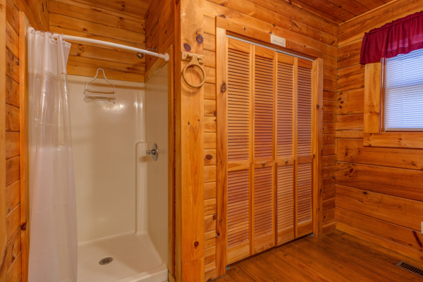 Bathroom with a shower at Hawk's Nest, a 1 bedroom cabin rental located in Pigeon Forge
