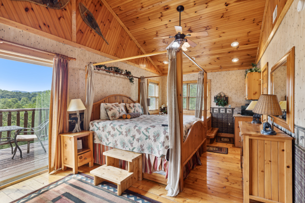at fox n socks a 3 bedroom cabin rental located in pigeon forge
