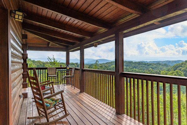  Deck Rockers at Eagle's Nest, a 2-bedroom cabin rental located in Sevierville
