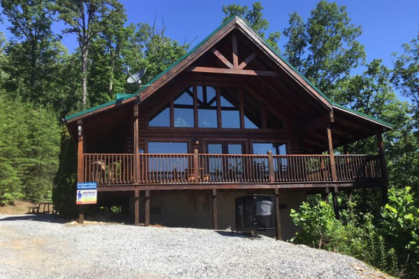 Bootlegger's Bounty, a 1-bedroom cabin rental located in Pigeon Forge