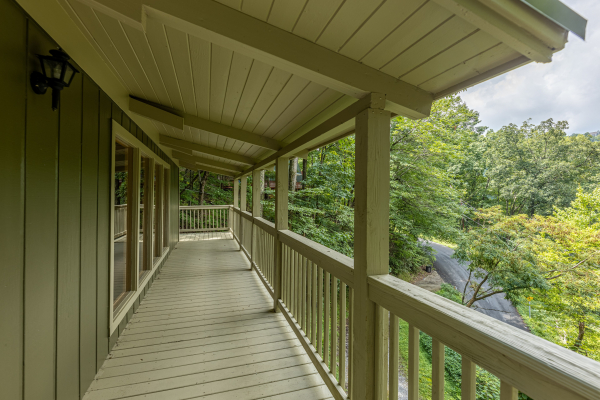 Deck at License to Chill, a 3 bedroom cabin rental located in Gatlinburg