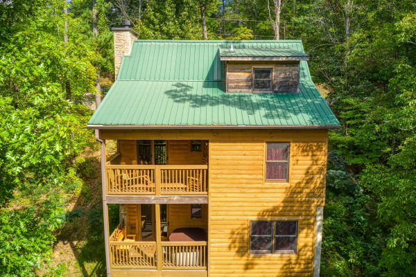 Looking at the cabin from a drone at Cabin Life, a 2-bedroom cabin rental located in Pigeon Forge