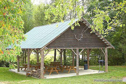  Picnic shelter at Cedar Falls Resort for guests of Great View Lodge, a 5-bedroom cabin rental located in Pigeon Forge