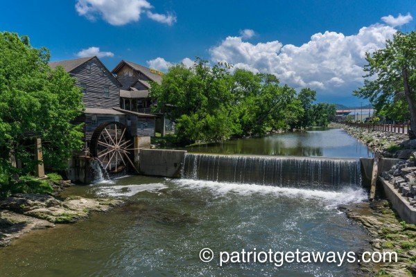 The Old Mill is near American Beauty, a 2 bedroom cabin rental located in Pigeon Forge