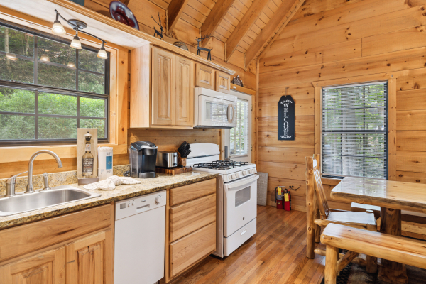 at my smoky mountain hideaway a 3 bedroom cabin rental located in gatlinburg