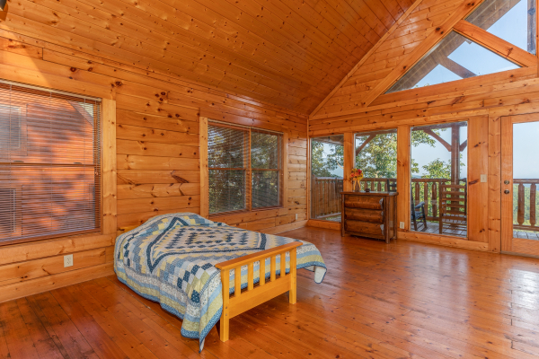 Futon in the loft space at Rocky Top Retreat, a 2 bedroom cabin rental located in Pigeon Forge