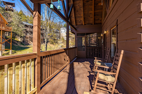 at dances with wolves a 2 bedroom cabin rental located in pigeon forge