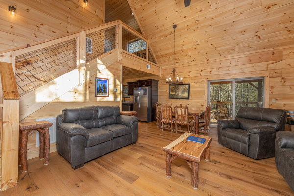 Looking at the main floor at Bessy Bears Cabin, a 2 bedroom cabin rental located inGatlinburg