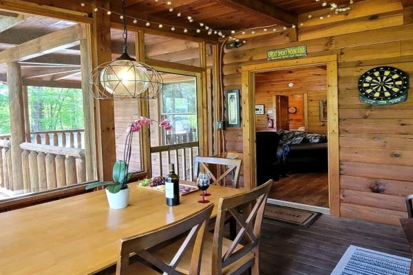 at moonlit pines a 2 bedroom cabin rental located in pigeon forge