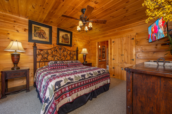 Third bedroom at Mountain Laurel Lodge, a 4 bedroom cabin rental located in Pigeon Forge