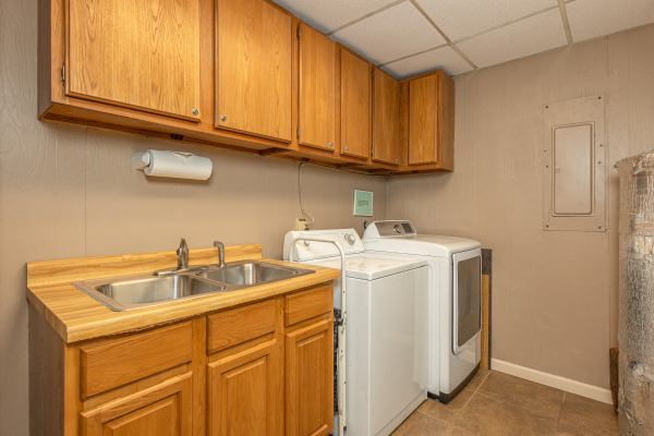 Laundry room at Buena Vista Getaway, 3 bedroom cabin rental located in Gatlinburg