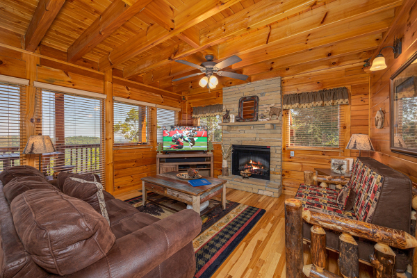 at chocolate moose a 2 bedroom cabin rental located in pigeon forge
