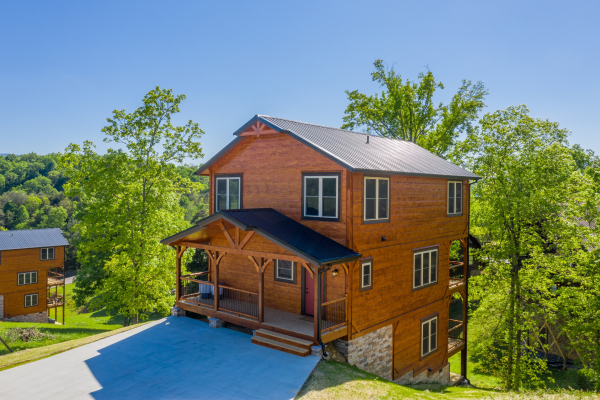 Smoky Mountain Chalet, a 3 bedroom cabin rental located in Pigeon Forge