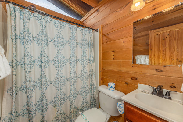 Loft bathroom at Smokies Serenity, a 2 bedroom cabin rental located in Douglas Lake