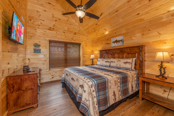 Upstairs bedroom with flat screen at The One With The View, a 4 bedroom cabin rental located in Pigeon Forge