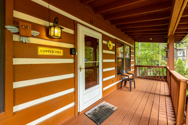 Exterior side view at Copper Owl, a 2 bedroom cabin rental located in Pigeon Forge