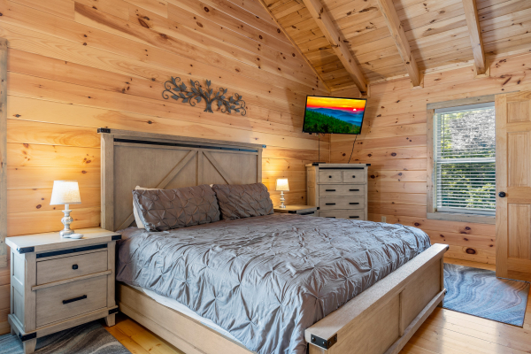 Bedroom Flat Screen TV at High Country
