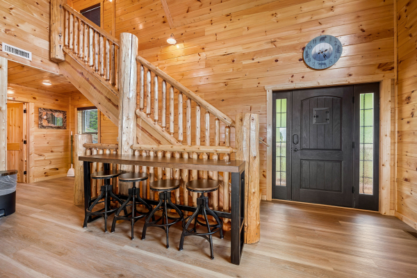 at mountain top views a 2 bedroom cabin rental located in pigeon forge