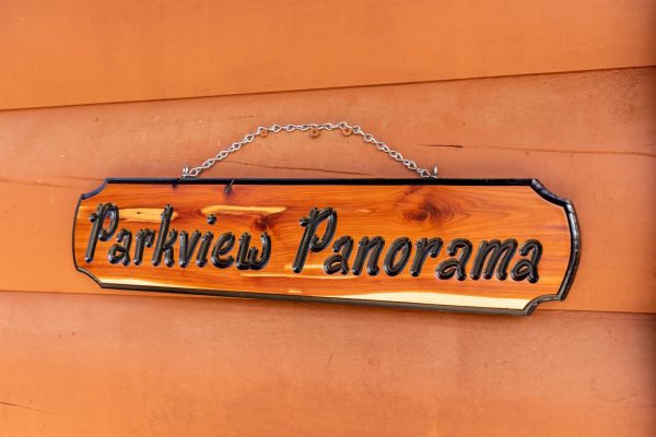 Cabin Sign at Parkview Panorama