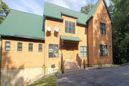 at checkered bear lodge a 3 bedroom cabin rental located in pigeon forge