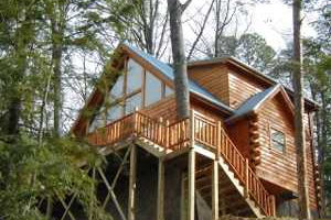 Exterior front entrance at My Blue Heaven, a 1 bedroom cabin rental located in Gatlinburg