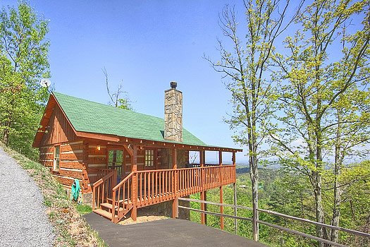 View of log cabin named Bare Hugs, a 1-bedroom cabin rental located in Pigeon Forge