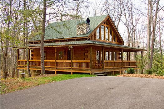 Exterior view of A Place to Remember, a 2 bedroom cabin rental located in Gatlinburg