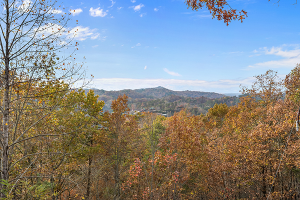 Mountain view from the deck at Papa Bear, a 3 bedroom cabin rental located in Pigeon Forge