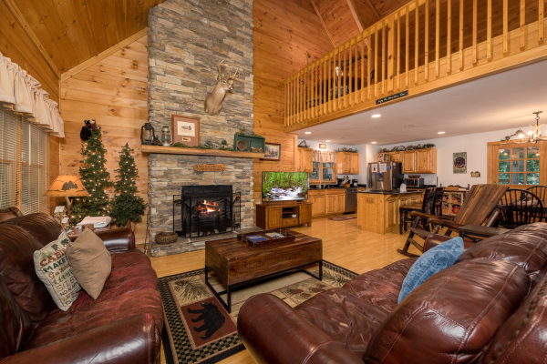 at bear creek a 4 bedroom cabin rental located in pigeon forge
