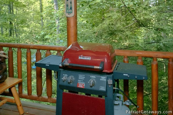 Gas grill on the back deck at A Bear's View, a 1 bedroom cabin rental located in Gatlinburg