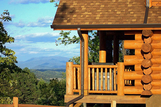 Smoking mountains seen from God's Country, a 4-bedroom cabin rental located in Pigeon Forge